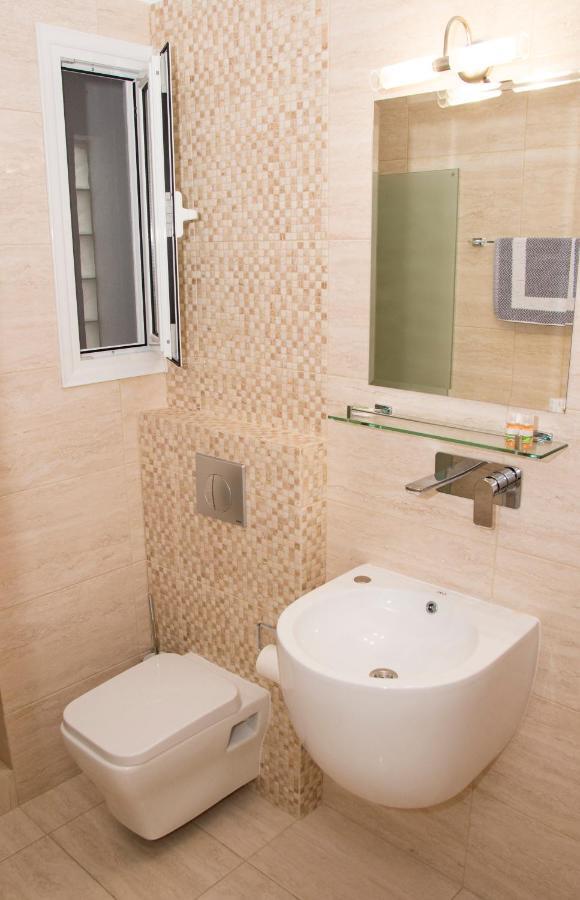 Hotel Astron Мирина Экстерьер фото